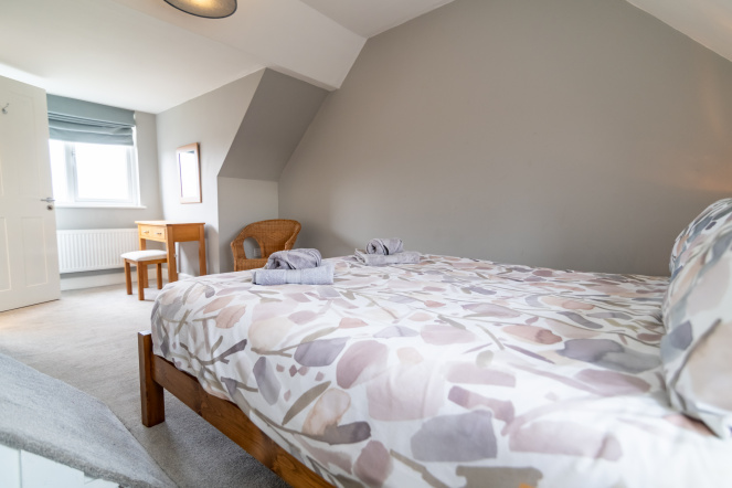 \'Foursomes\' 4, Coastguard Cottages, St. Andrews Road, Littlestone, New Romney, Kent. TN28 8RB