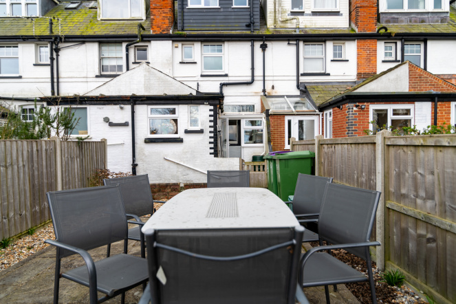 \'Foursomes\' 4, Coastguard Cottages, St. Andrews Road, Littlestone, New Romney, Kent. TN28 8RB