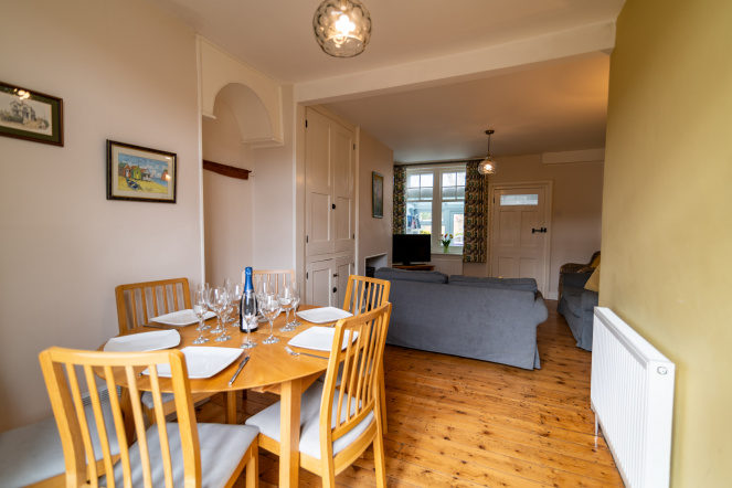 \'Foursomes\' 4, Coastguard Cottages, St. Andrews Road, Littlestone, New Romney, Kent. TN28 8RB