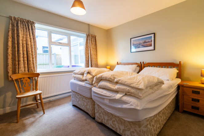 111 Coast Drive, Romney Marsh, TN29 9NS, 4 Bedrooms Bedrooms, ,2 BathroomsBathrooms,Bungalow,SEA VIEW,Coast Drive,1,1000