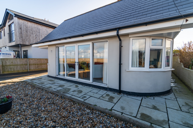 111 Coast Drive, Romney Marsh, TN29 9NS, 4 Bedrooms Bedrooms, ,2 BathroomsBathrooms,Bungalow,SEA VIEW,Coast Drive,1,1000