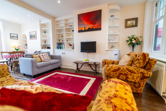 3 Bedroom, close to beach, golf course, littlestone, romney marsh, garden, 2 bathrooms, golf course views, sleeps 6, kent holiday home, new romney, cottage