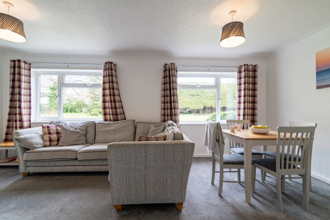 Wisteria House St. Andrews Road 53 Littlestone Road, New Romney, TN28 8LN, 4 Bedrooms Bedrooms, ,2 BathroomsBathrooms,Terraced house,CLOSE TO BEACH,St. Andrews Road,3,1024