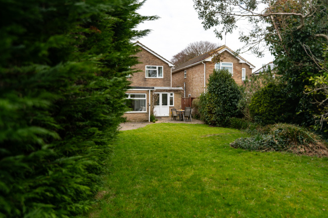 Wisteria House St. Andrews Road 53 Littlestone Road, New Romney, TN28 8LN, 4 Bedrooms Bedrooms, ,2 BathroomsBathrooms,Terraced house,CLOSE TO BEACH,St. Andrews Road,3,1024