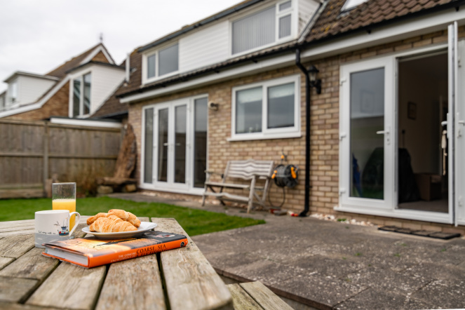 Seaspray 37 Tartane Lane, Dymchurch, TN29 0LJ