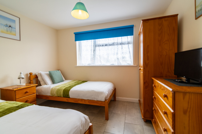 Woburn 63 Coast Drive, Greatstone, TN28 8NX, 4 Bedrooms Bedrooms, ,2 BathroomsBathrooms,Chalet house,DIRECT ACCESS TO BEACH,Coast Drive,2,1004