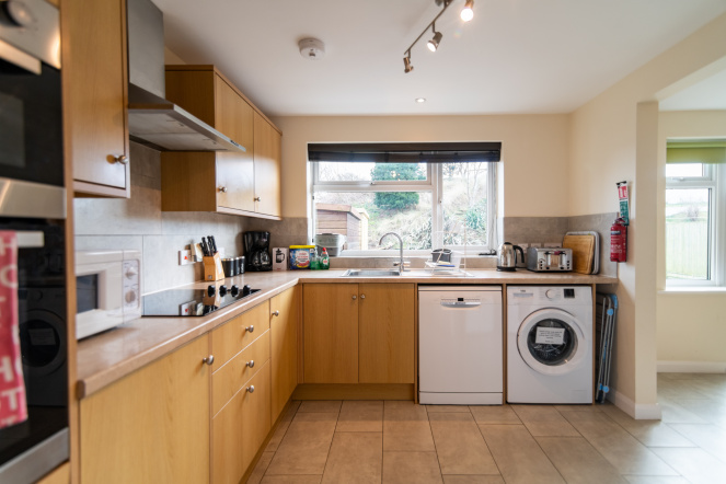 Woburn 63 Coast Drive, Greatstone, TN28 8NX, 4 Bedrooms Bedrooms, ,2 BathroomsBathrooms,Chalet house,DIRECT ACCESS TO BEACH,Coast Drive,2,1004