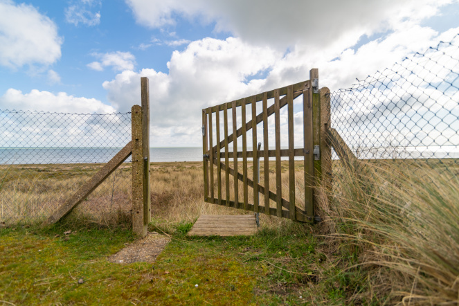 Woburn 63 Coast Drive, Greatstone, TN28 8NX, 4 Bedrooms Bedrooms, ,2 BathroomsBathrooms,Chalet house,DIRECT ACCESS TO BEACH,Coast Drive,2,1004
